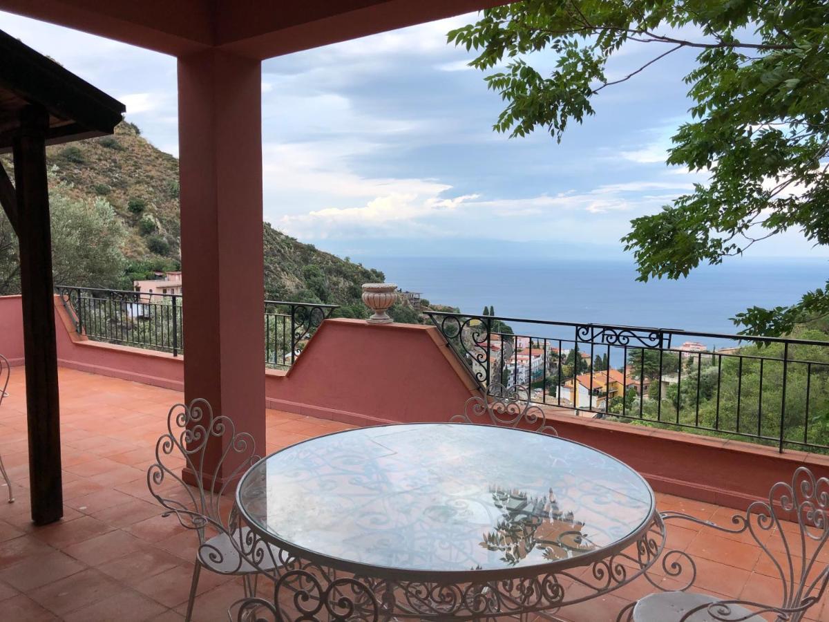 Villa Le Petit Paradis Таормина Экстерьер фото