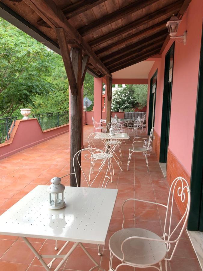 Villa Le Petit Paradis Таормина Экстерьер фото